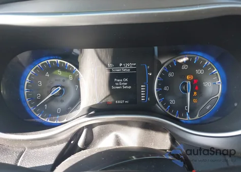 2020 Chrysler Pacifica Touring L z USA, uszkodzony, nr VIN 2C4RC1BG6LR284162